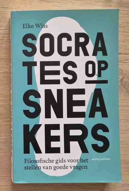 9789026346897-Socrates-op-sneakers