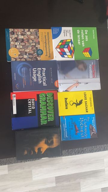 9781406389463-The-Hate-U-Give-Special-Collectors-Edition