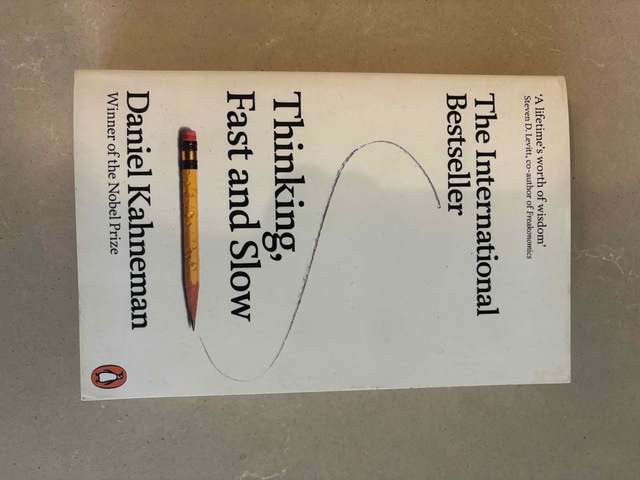 9780141033570-Thinking-Fast-and-Slow