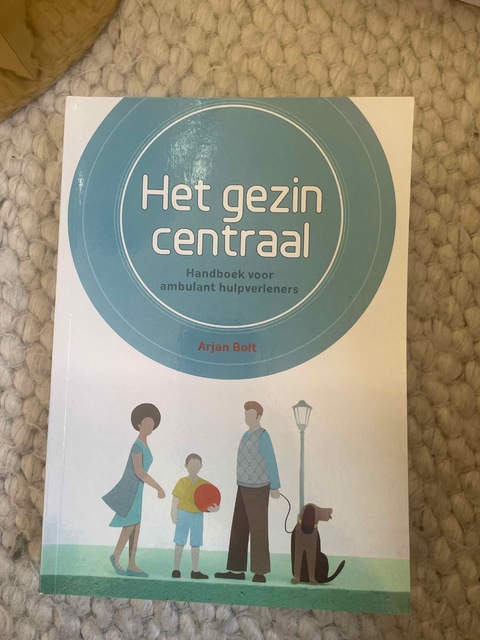 9789088506598-Het-gezin-centraal