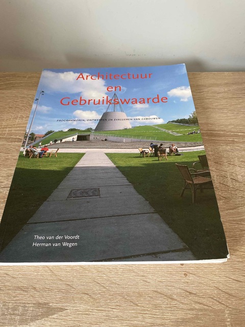 9789068682618-Architectuur-en-gebruikswaarde