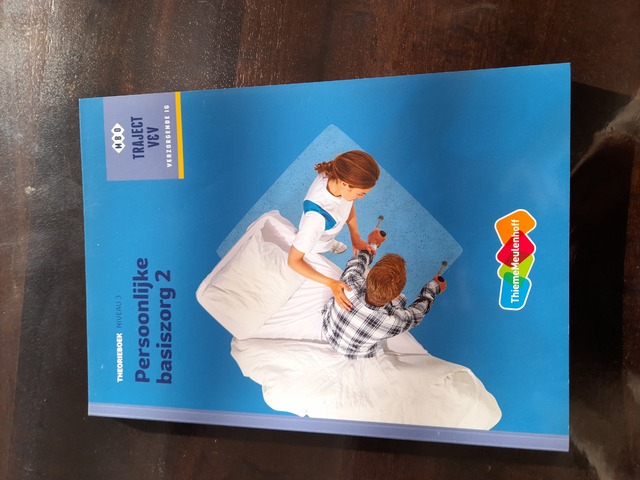 9789006910209-Persoonlijke-basiszorg-Theorieboek-niveau-3
