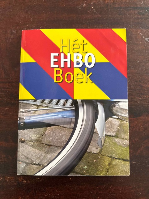 9789461070821-Het-EHBO-Boek