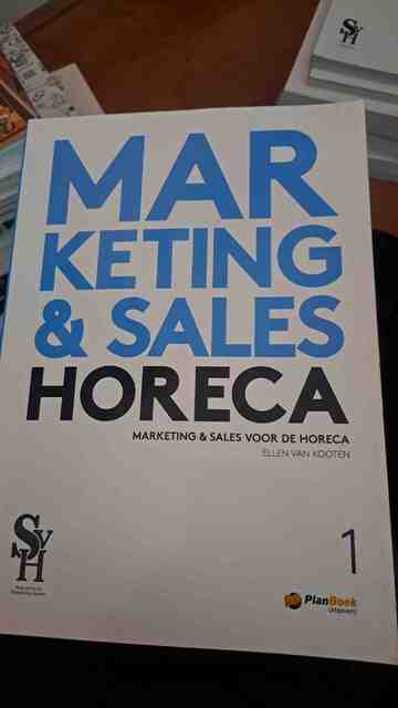 9789074625579-Marketing-Sales-voor-de-horeca-1