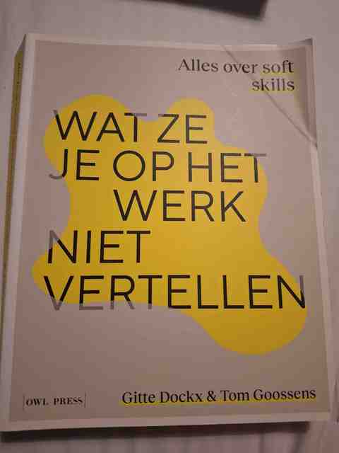 9789463935005-wat-ze-je-op-het-werk-niet-vertellen