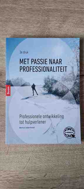 9789024424917-Met-passie-naar-professionaliteit
