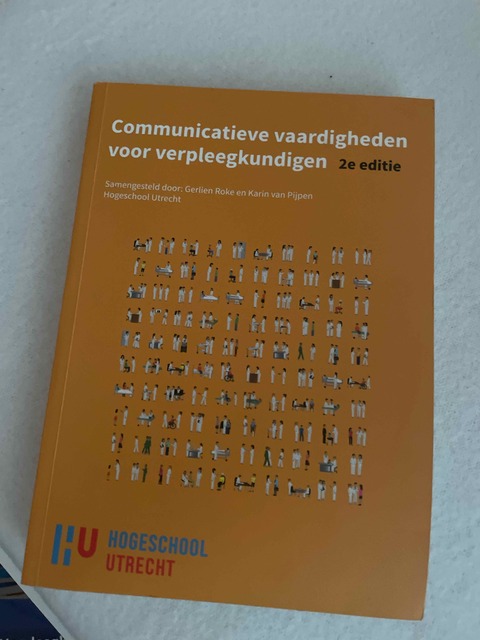 9789043038874-Communicatieve-vaardigheden-voor-verpleegkundigen-2e-custom-editie