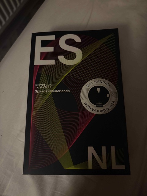 9789460774218-Van-Dale-Pocketwoordenboek-Spaans-Nederlands