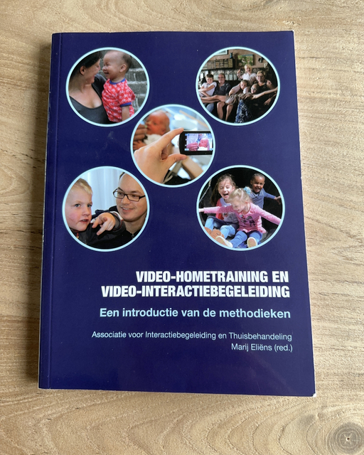 9789088506055-Video-hometraining-en-video-interactiebegeleiding