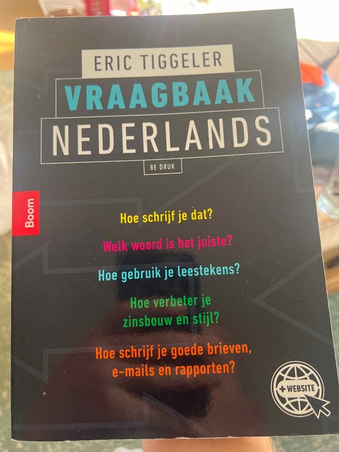 9789024428182-Vraagbaak-Nederlands