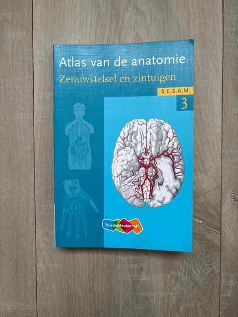 9789006952339-Atlas-van-de-anatomie-3-Zenuwstelsel-en-zintuigen