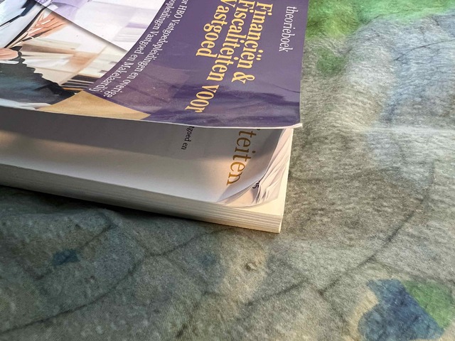 9789083285986-Theorieboek-Fanancien-amp-Fiscaliteiten-voor-Vasgoed