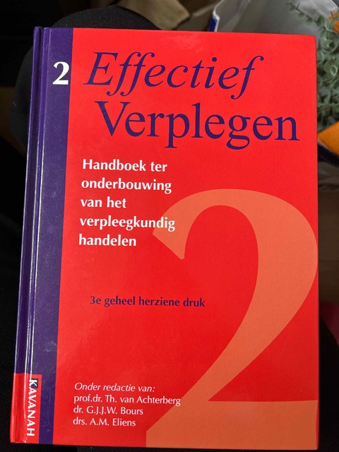 9789057401176-Effectief-Verplegen-Handboek-ter-onderbouwing-van-het-verpleegkundig-handelen