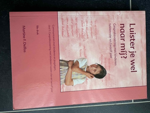 9789088505102-Luister-je-wel-naar-mij