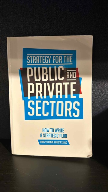 9789023253853-Strategy-for-the-public-and-private-sector