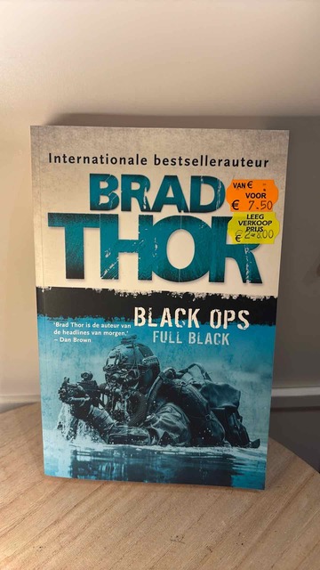 9789045214245-Black-Ops-Full-Black