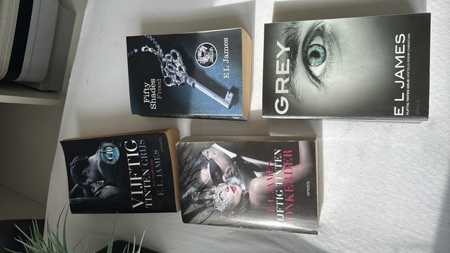 9780099579946-Fifty-Shades-Freed