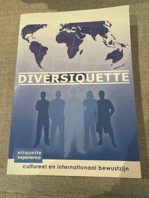 9789400221048-Diversiquette