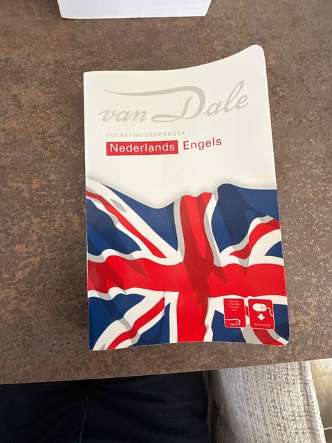 9789066487673-Van-Dale-Pocketwoordenboek-Nederlands--Engels