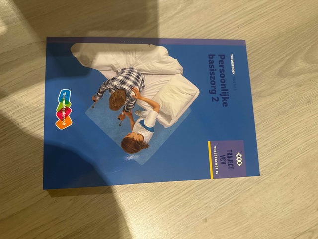 9789006910209-Persoonlijke-basiszorg-Theorieboek-niveau-3