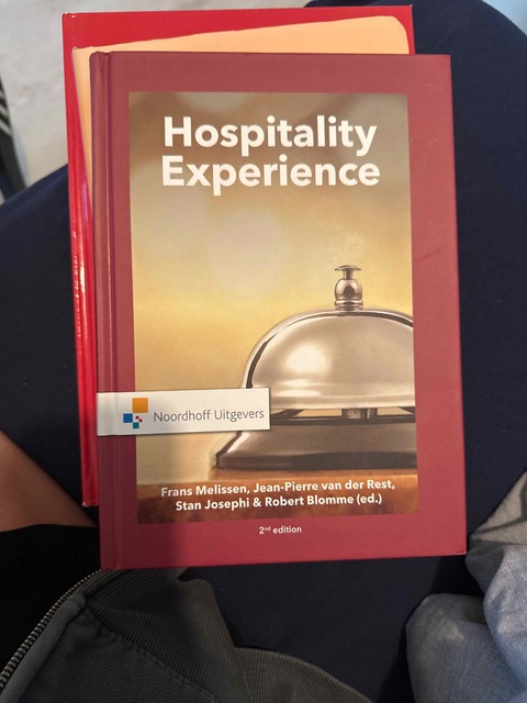 9789001885786-Hospitality-Experience