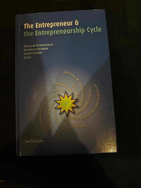 9789023243908-The-Entrepreneur-the-Entrepreneurship-Cycle