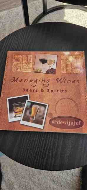 9789074065368-Managing-Wines