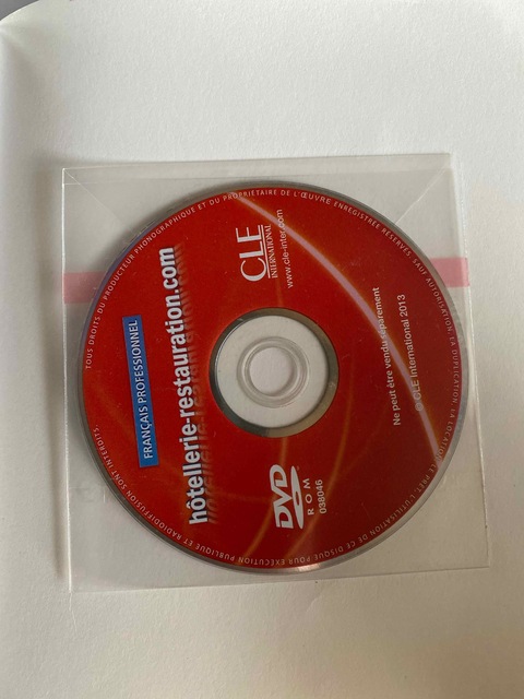 9783125294424-hotellerie-restauration.com.-Livre-de-leleve-avec-DVD-ROM