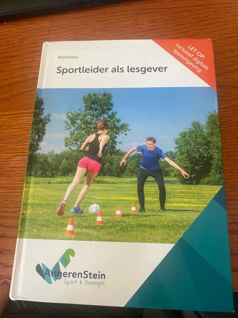 9789037249811-De-sportleider-als-lesgever