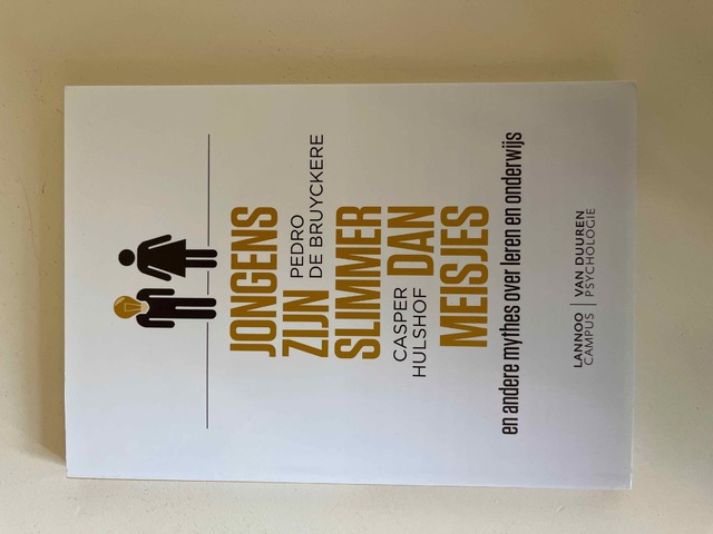 9789081516372-Jongens-zijn-slimmer-dan-meisjes