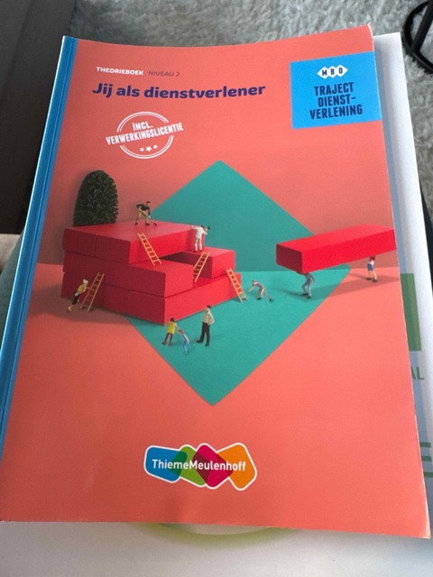 9789006503999-Traject-Combipakket-Dienstverlening-Jij-als-dienstverlener-niveau-2-boek-en-verwerkingslicentie-1-jaar