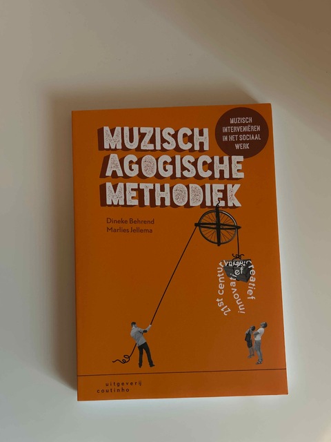 9789046904541-Muzisch-agogische-methodiek