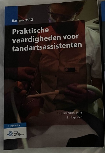 9789036820820-Praktische-vaardigheden-voor-tandartsassistenten