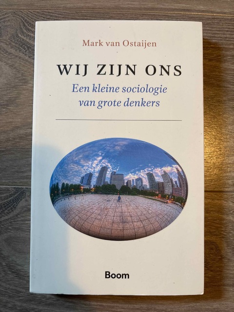 9789024433063-Wij-zijn-ons