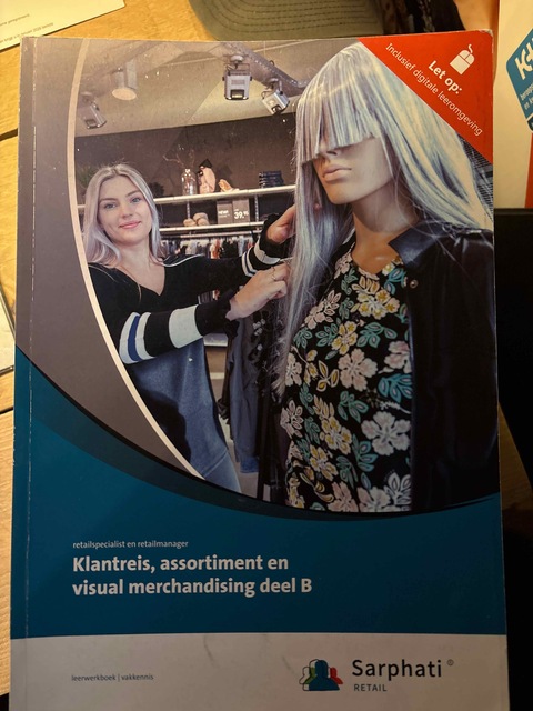 9789463971959-Klantreis-assortiment-en-visual-merchandising-B-Leerwerkboek