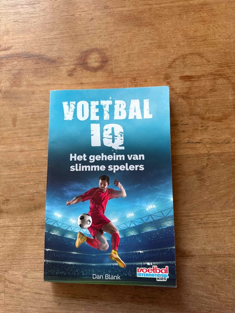 9789067979030-Voetbal-IQ