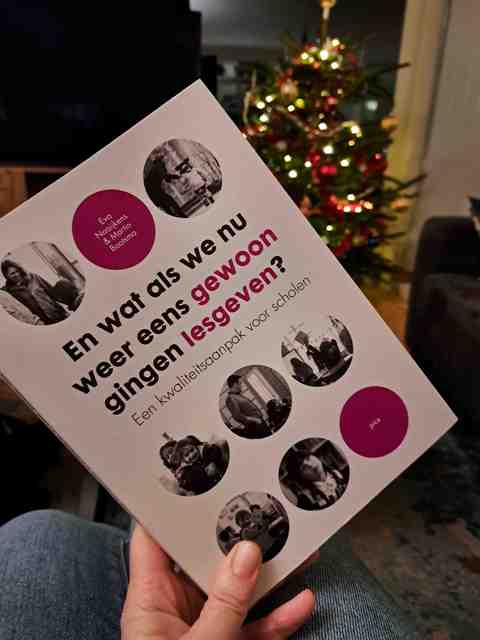 9789492525390-En-wat-als-we-nu-weer-eens-gewoon-gingen-lesgeven