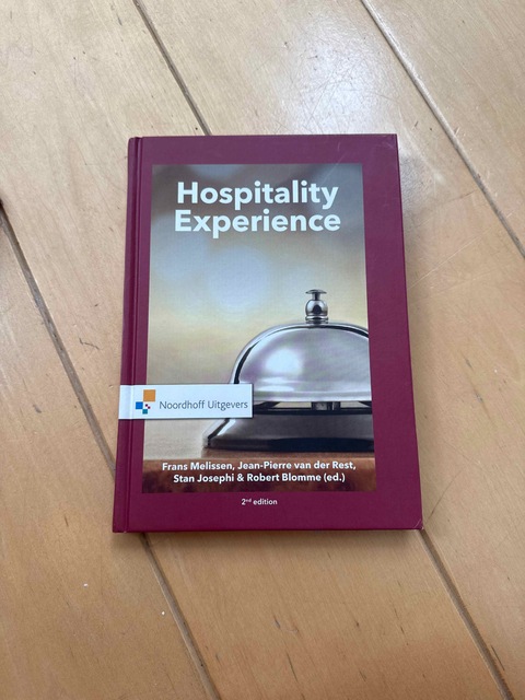 9789001885786-Hospitality-Experience