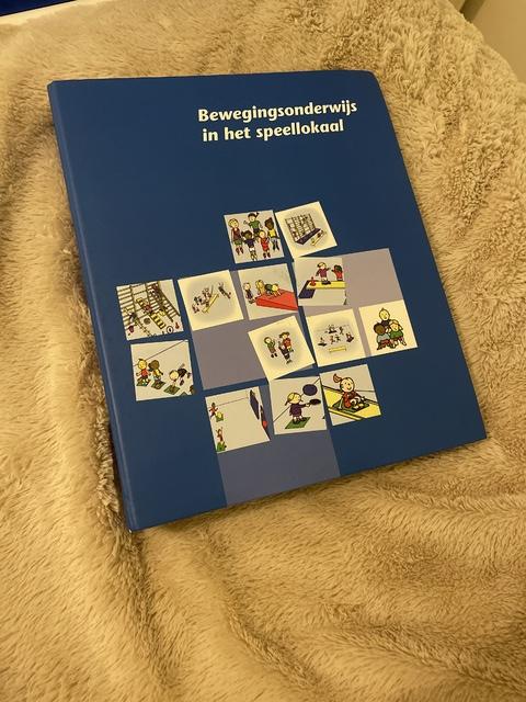 9789073218000-Bewegingsonderwijs-in-het-speellokaal