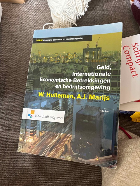 9789001813796-Geld-internationale-economische-betrekkingen-en-bedrijfsomgeving