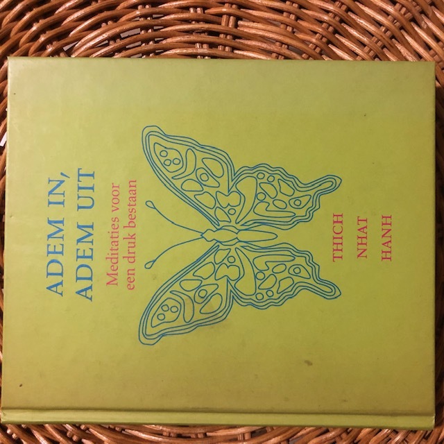 9789025961572-Adem-in-adem-uit