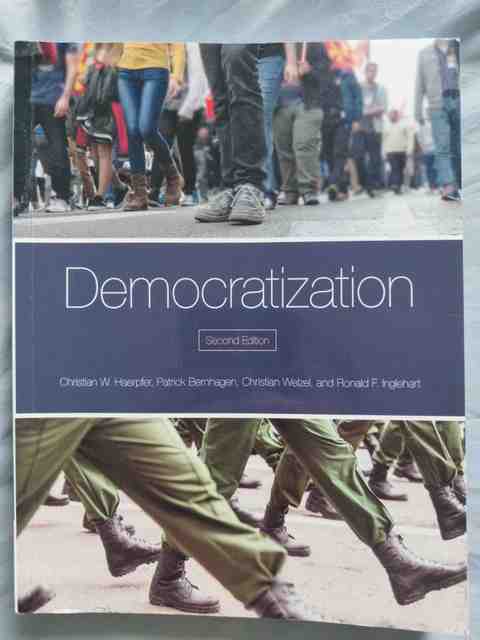 9780198732280-Democratization