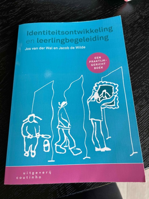 9789046905548-Identiteitsontwikkeling-en-leerlingbegeleiding