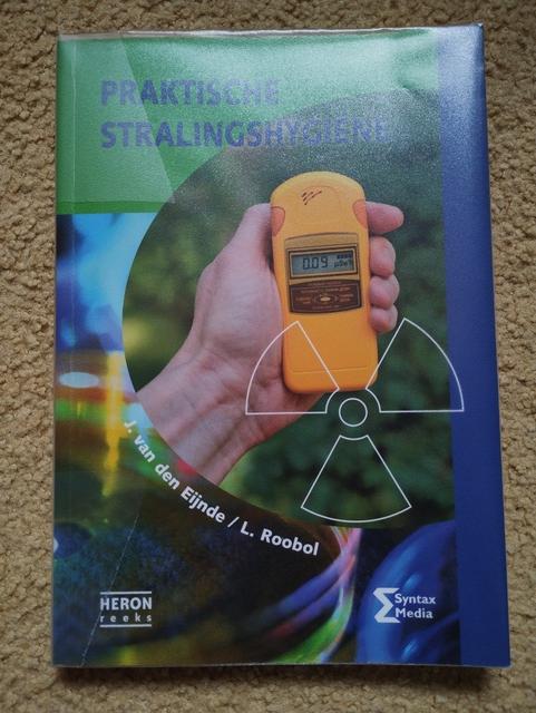 9789491764295-Praktische-stralingshygiene