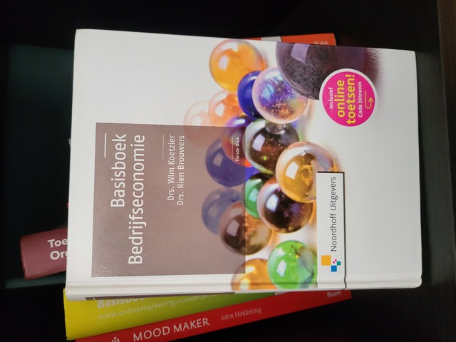 9789001829544-Basisboek-bedrijfseconomie