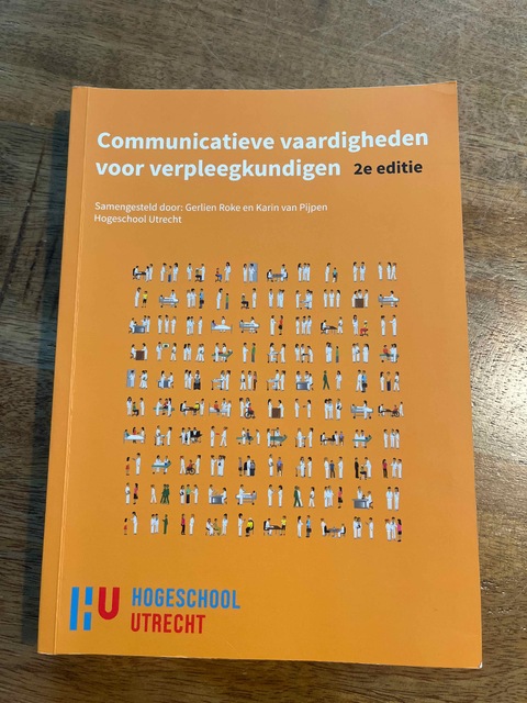 9789043038874-Communicatieve-vaardigheden-voor-verpleegkundigen-2e-custom-editie