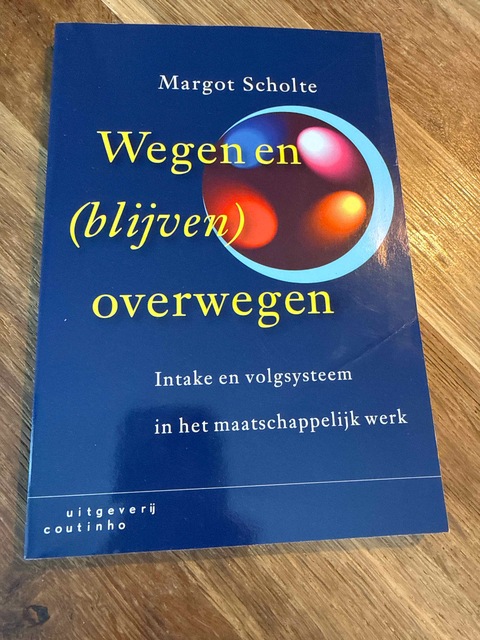 9789046900536-Wegen-en-blijven-overwegen