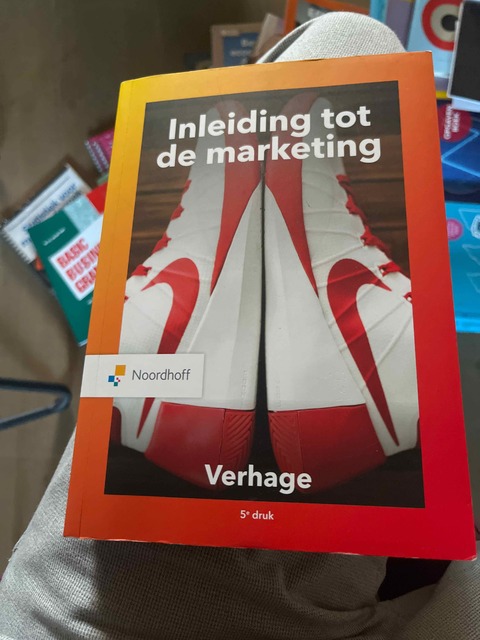 9789001886868-Inleiding-tot-de-marketing