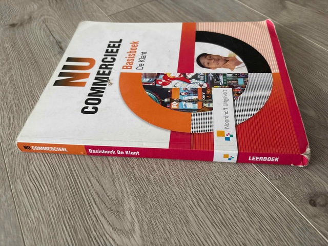 9789001845018-NU-Commercieel-basisboek-de-klant-Leerboek