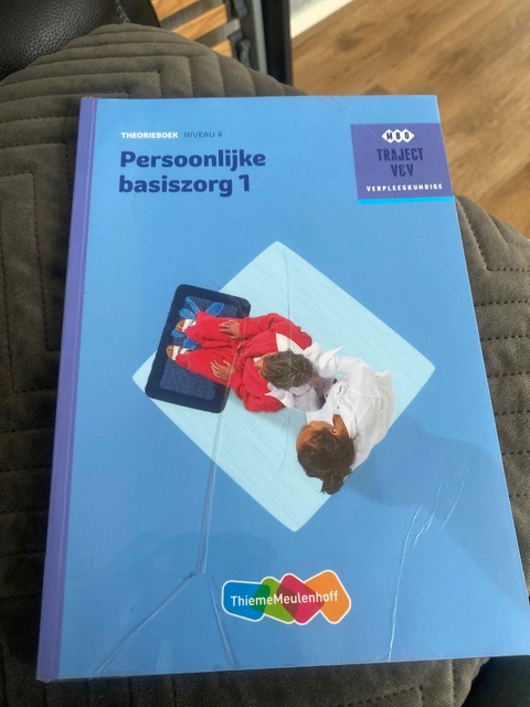 9789006910315-Persoonlijke-basiszorg-1-niveau-4